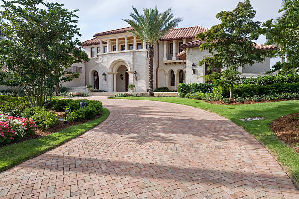 Reasons to Select Us for Your Driveway Paving Requirements in Schiller Park, IL